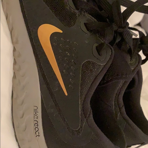 Nike React Running Sneakers, size 8.5 - Picture 2 of 4